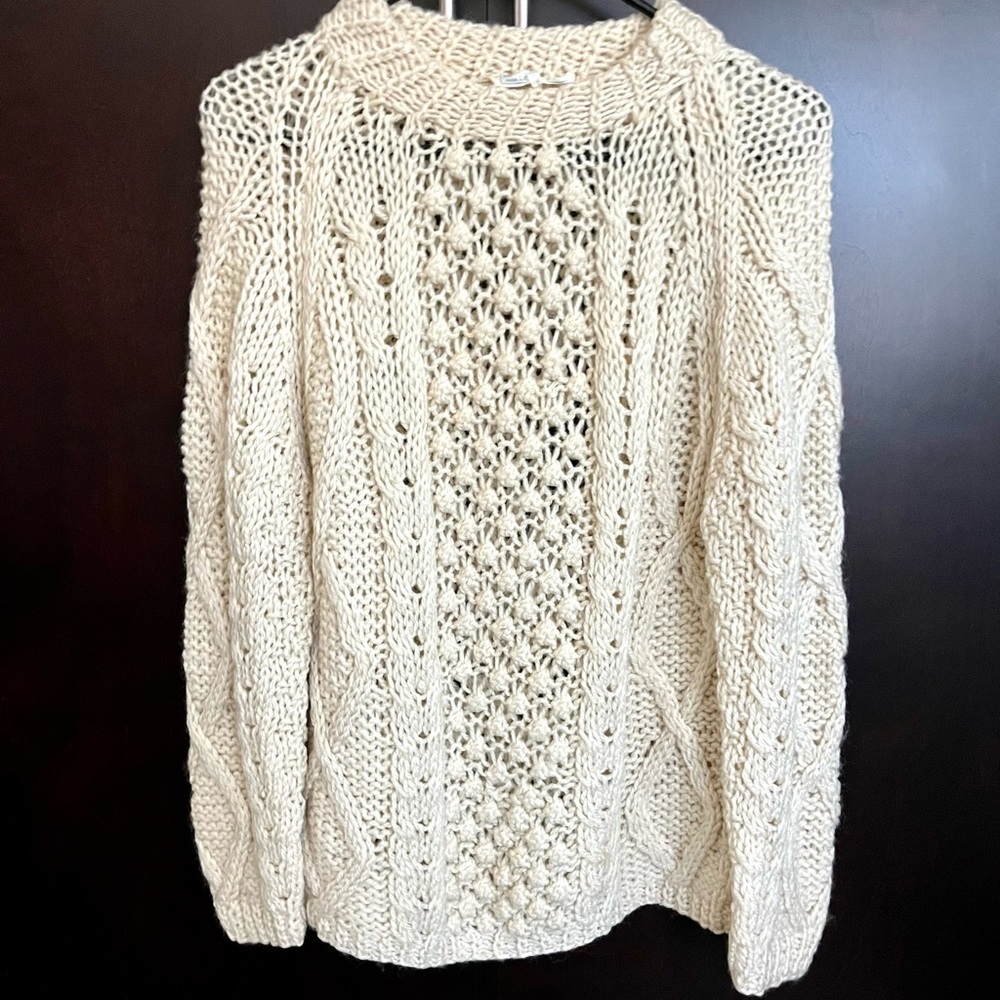 Hand knit 💯 Italian Wool Cable Crewneck Sweater Ivory size L Unisex Vintage